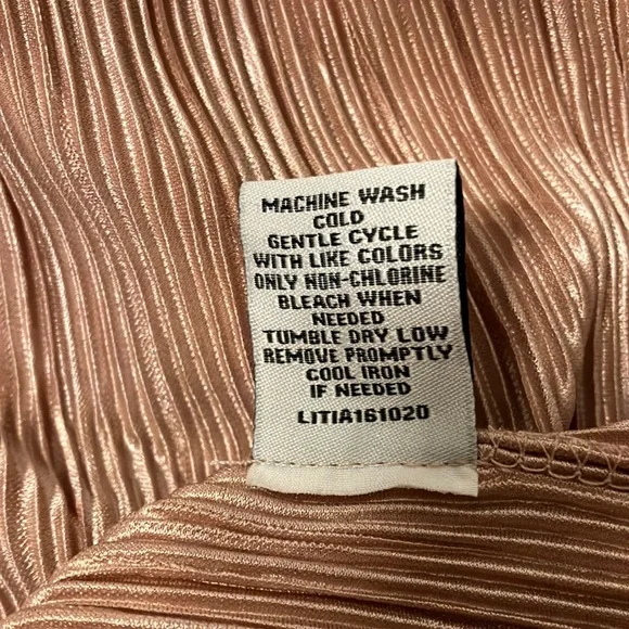 Hippie laundry women’s long sleeve blouse. Size large. NWT - Picture 6 of 9